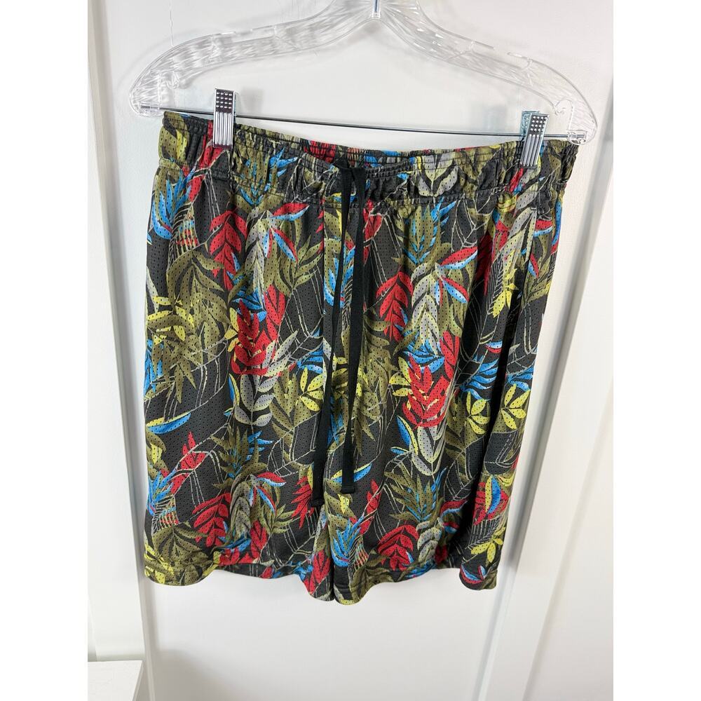 Nice Men’s Shorts Size XL